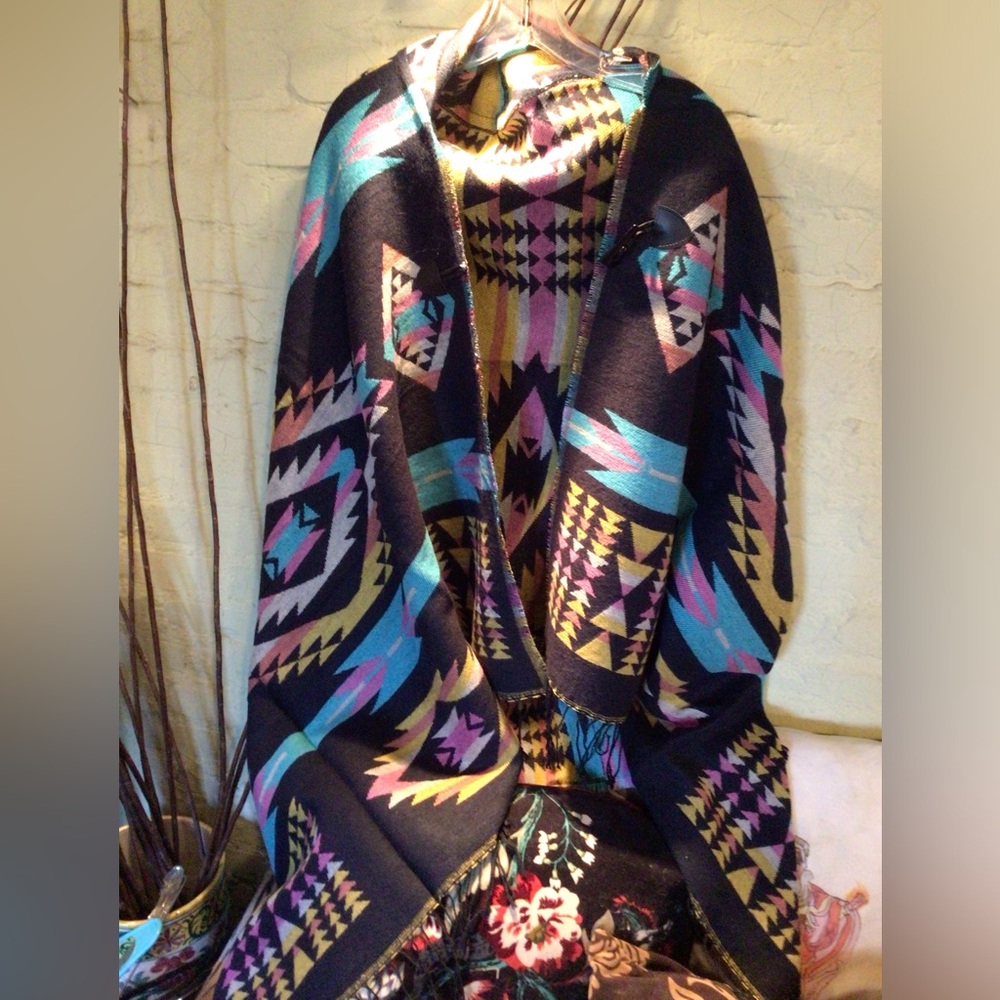 Geometric Patterned Multicolor Sweater - image 1